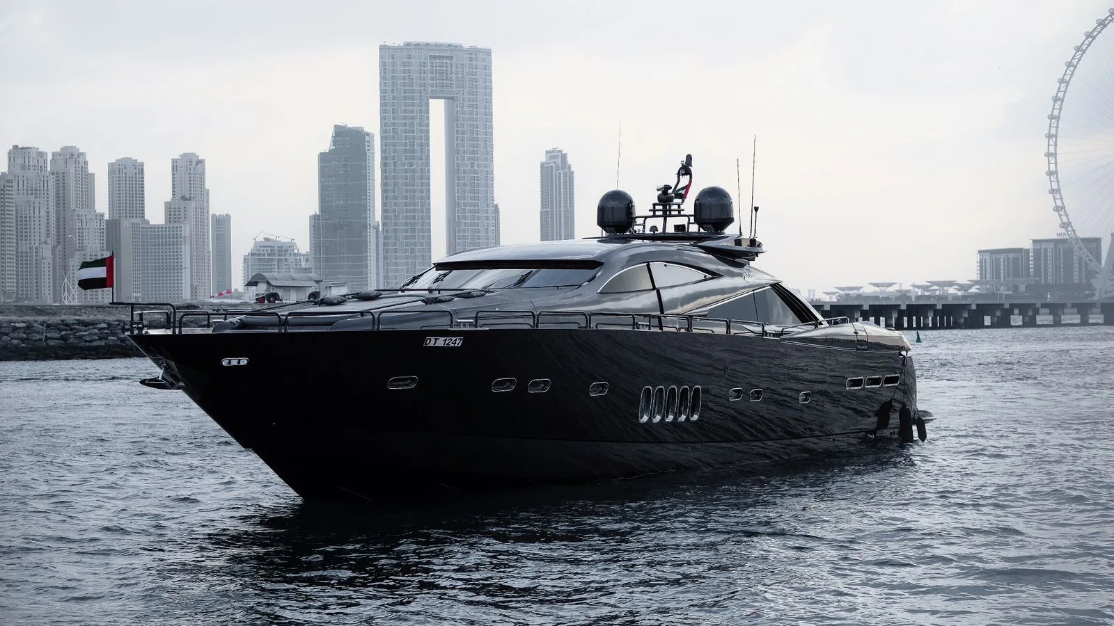 Sunseeker 95 Ft Super Yacht — 7